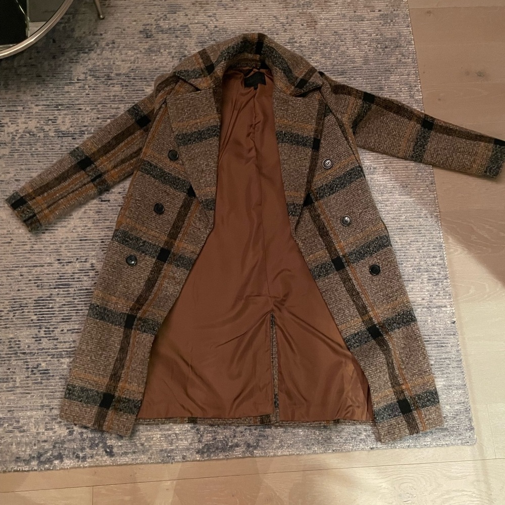 KENDALL + KYLIE double breasted wool coat in oversized plaid with pockets.